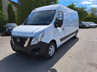 Nissan Interstar